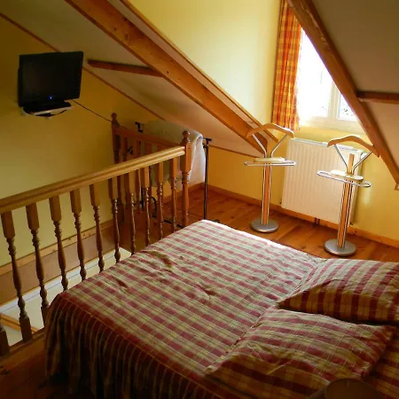 Les Lilas Couette-café 3*